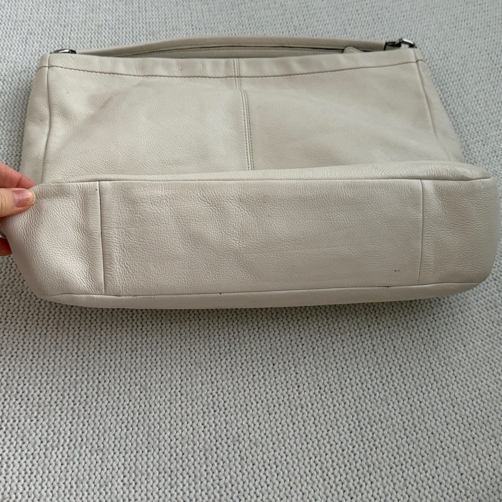 Coach Park Leather Hobo Shoulder Bag Cream - Picture 8 of 8
